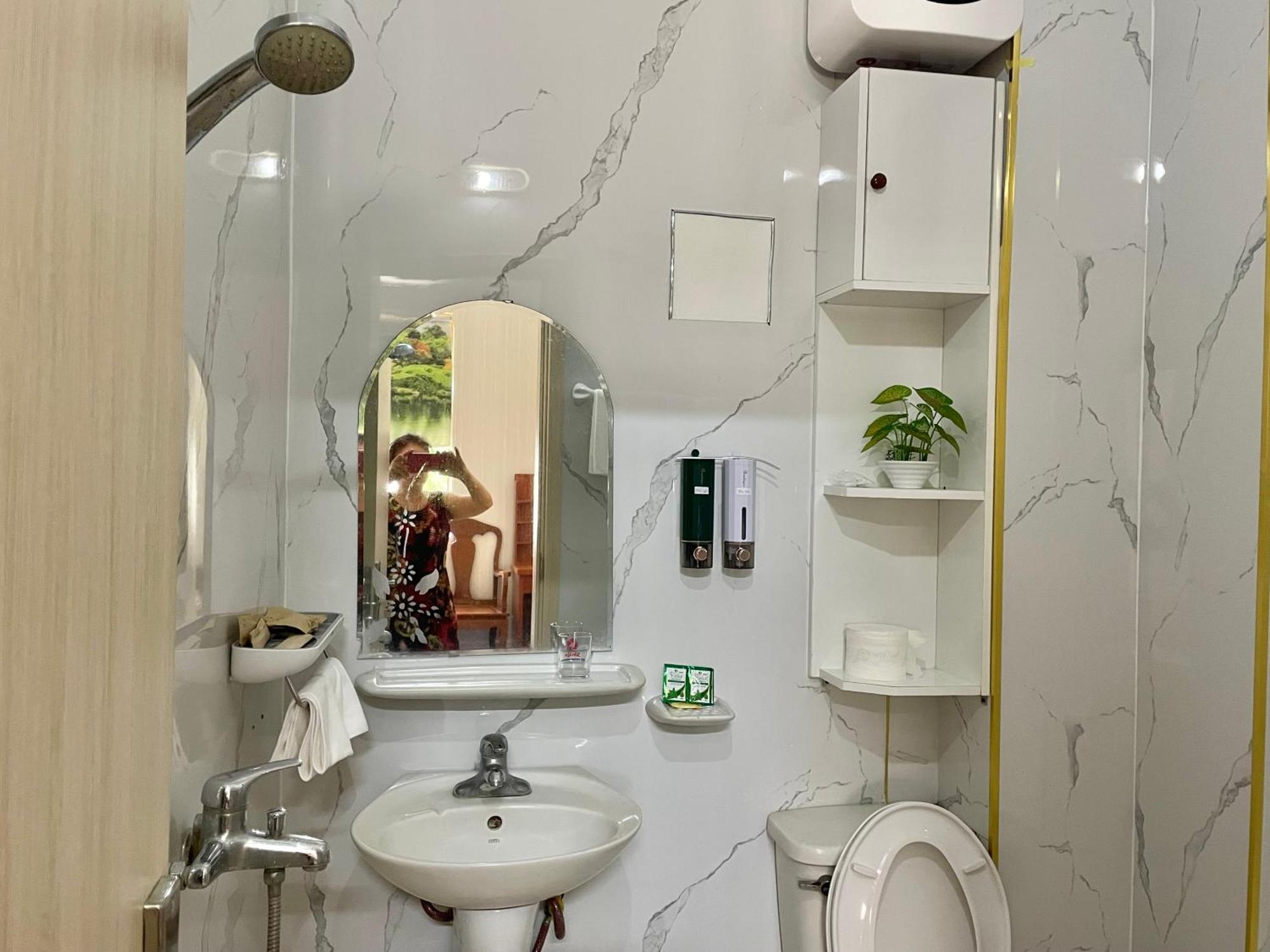 הא טין Bach Dai Dung Hotel מראה חיצוני תמונה