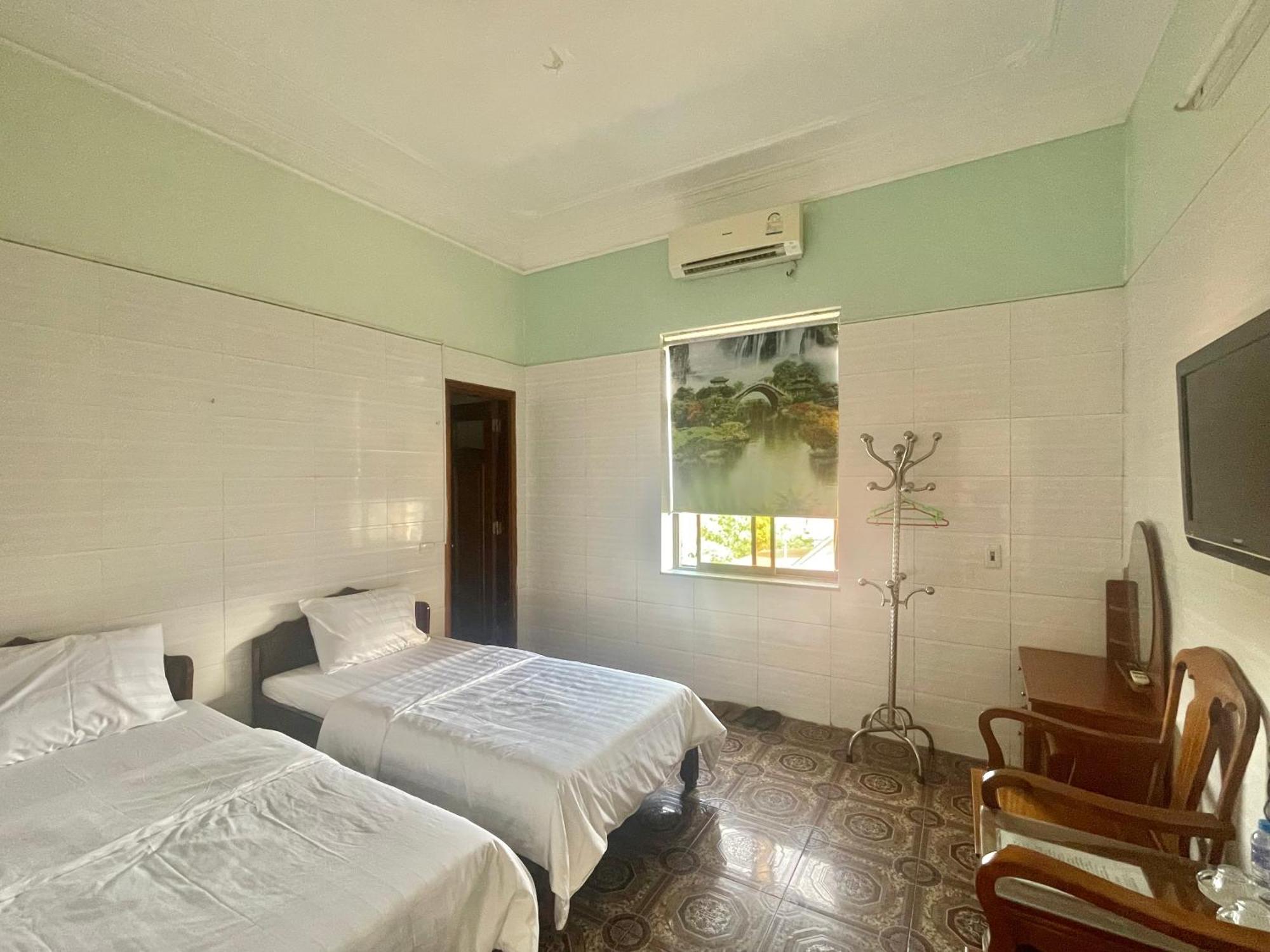הא טין Bach Dai Dung Hotel מראה חיצוני תמונה