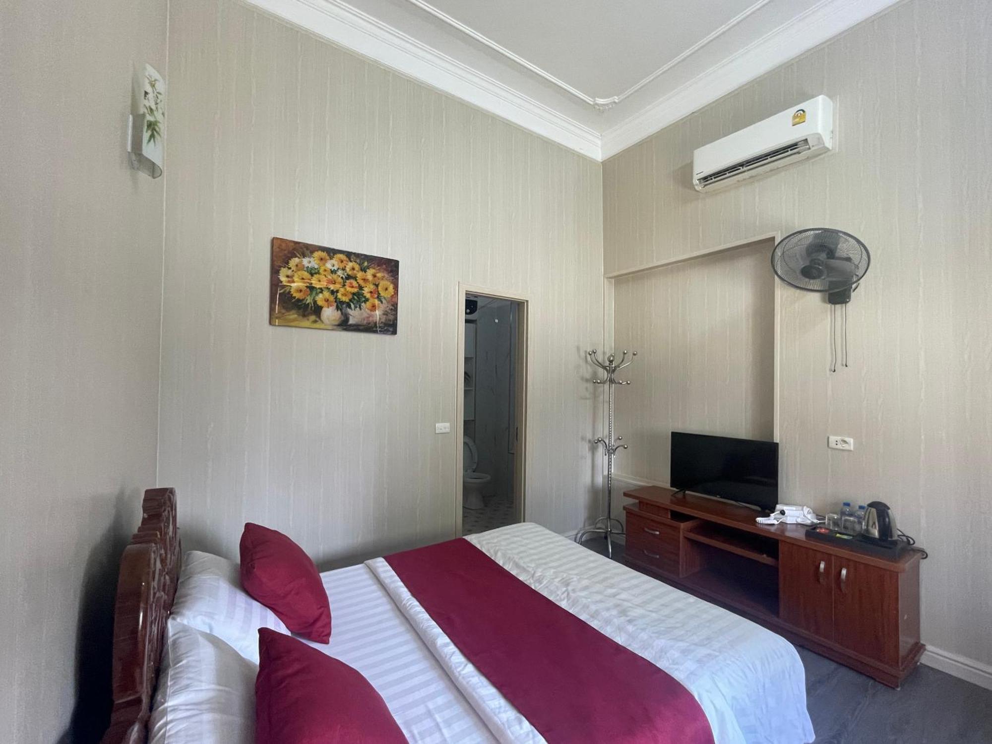 הא טין Bach Dai Dung Hotel מראה חיצוני תמונה